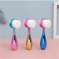 FACIAL CLEANSER BRUSH